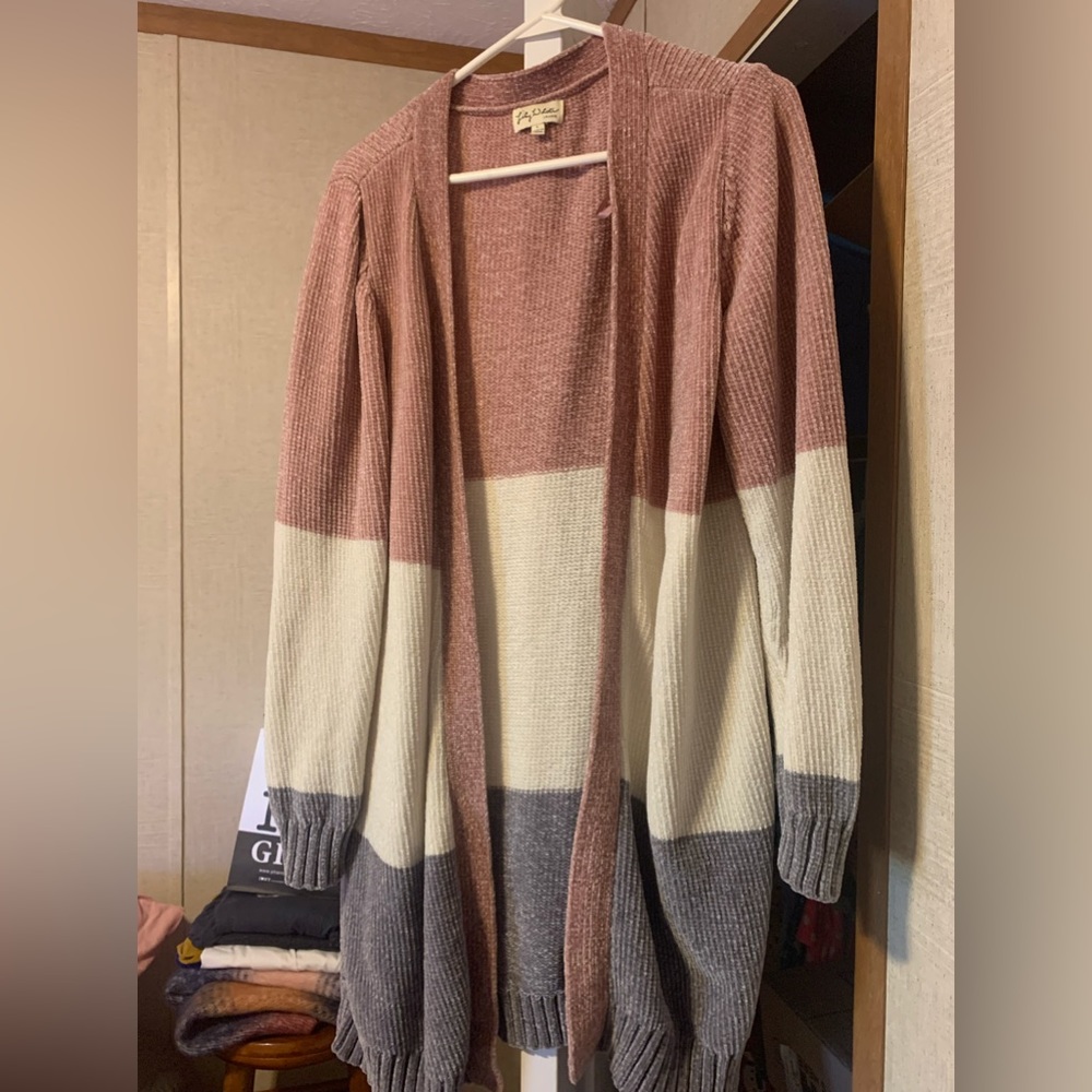 Lily White Size Large Cardigan